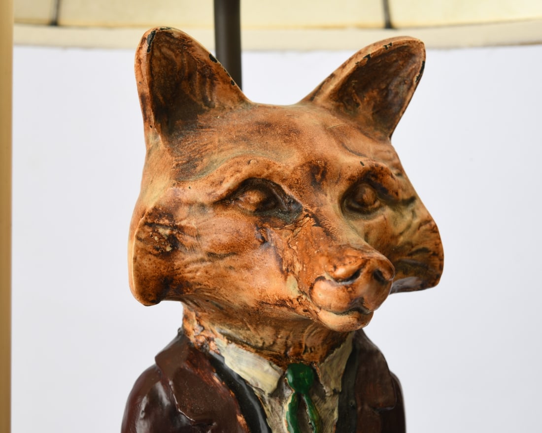 Contemporary Fox Form Table Lamp - 4