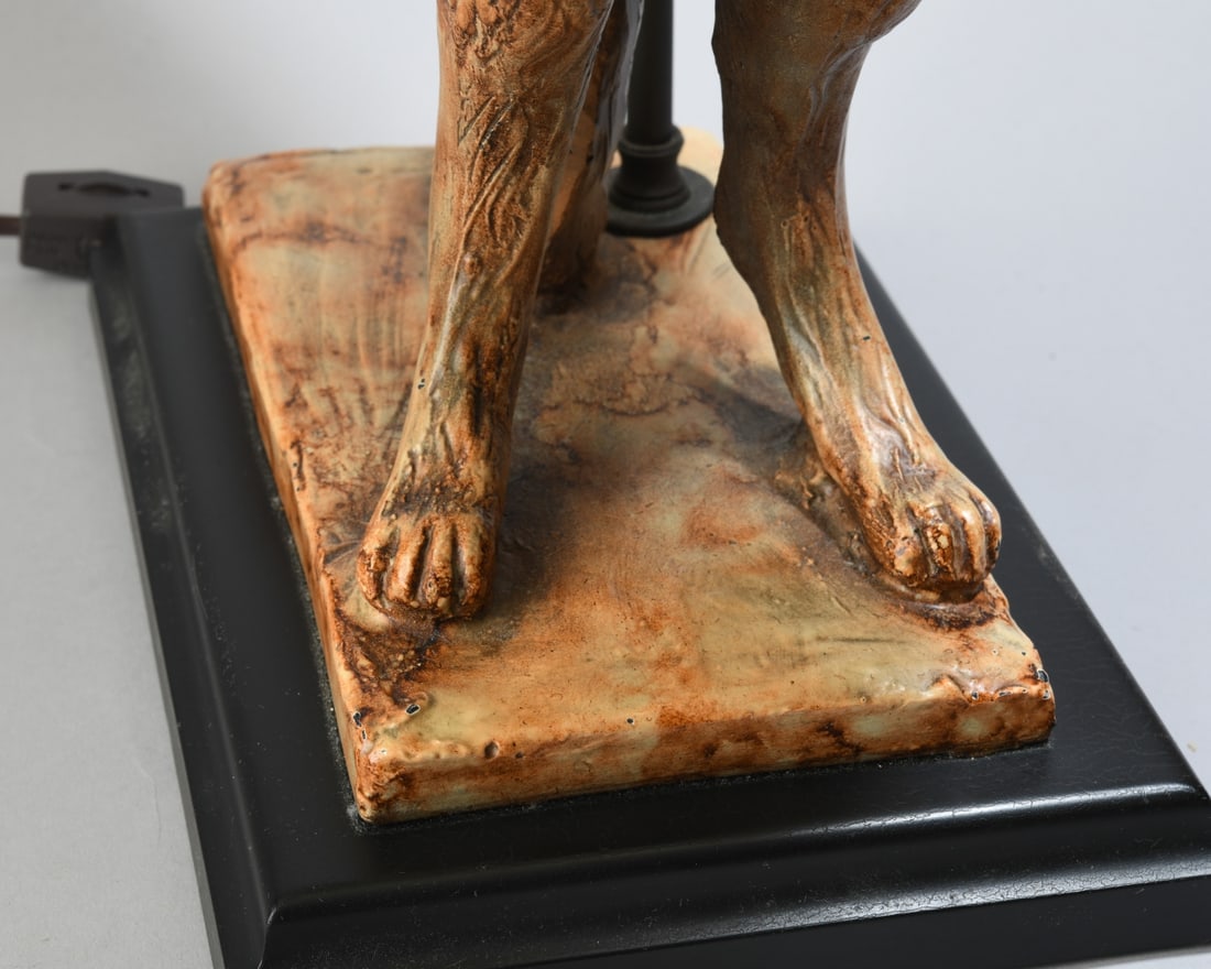 Contemporary Fox Form Table Lamp - 5