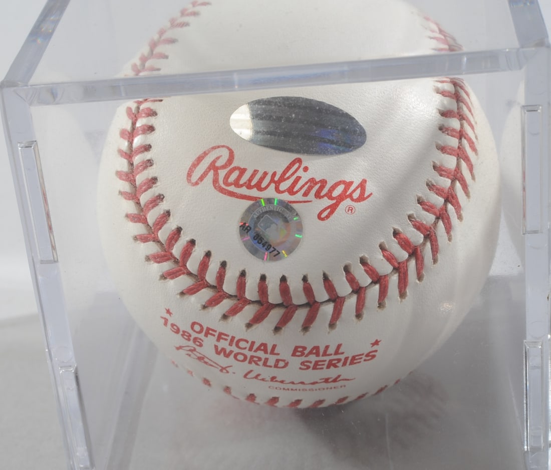 Gary Carter Signed Baseball - 5