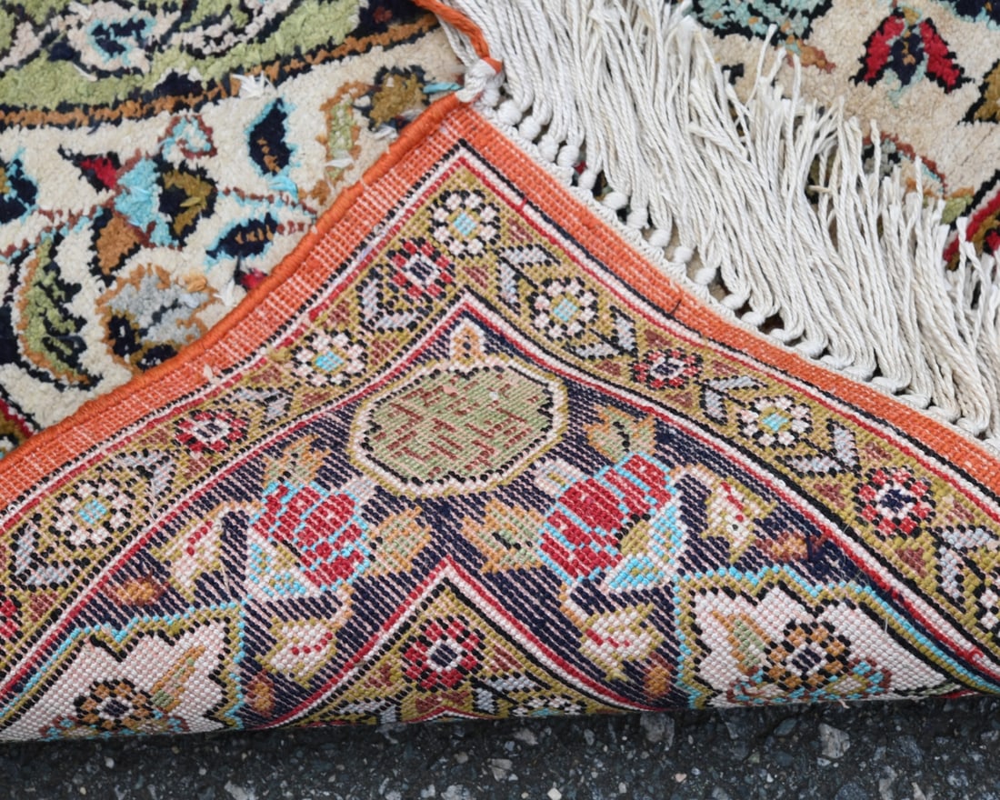 Persian Style Rug - 5