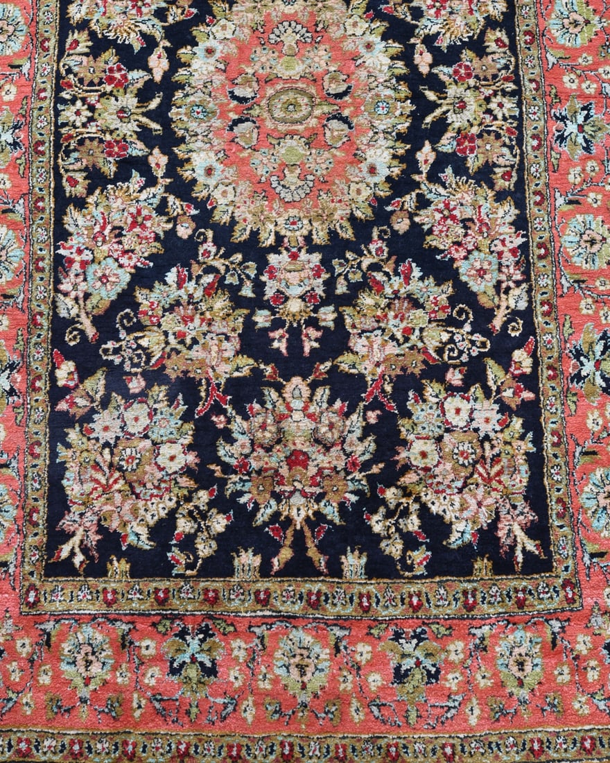 Kashan Style Rug - 3