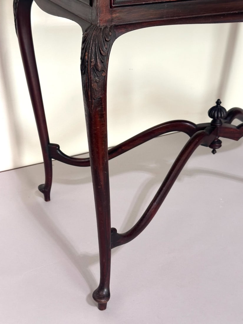 20th C. Display Cabinet - 3