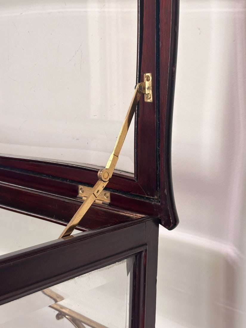 20th C. Display Cabinet - 5