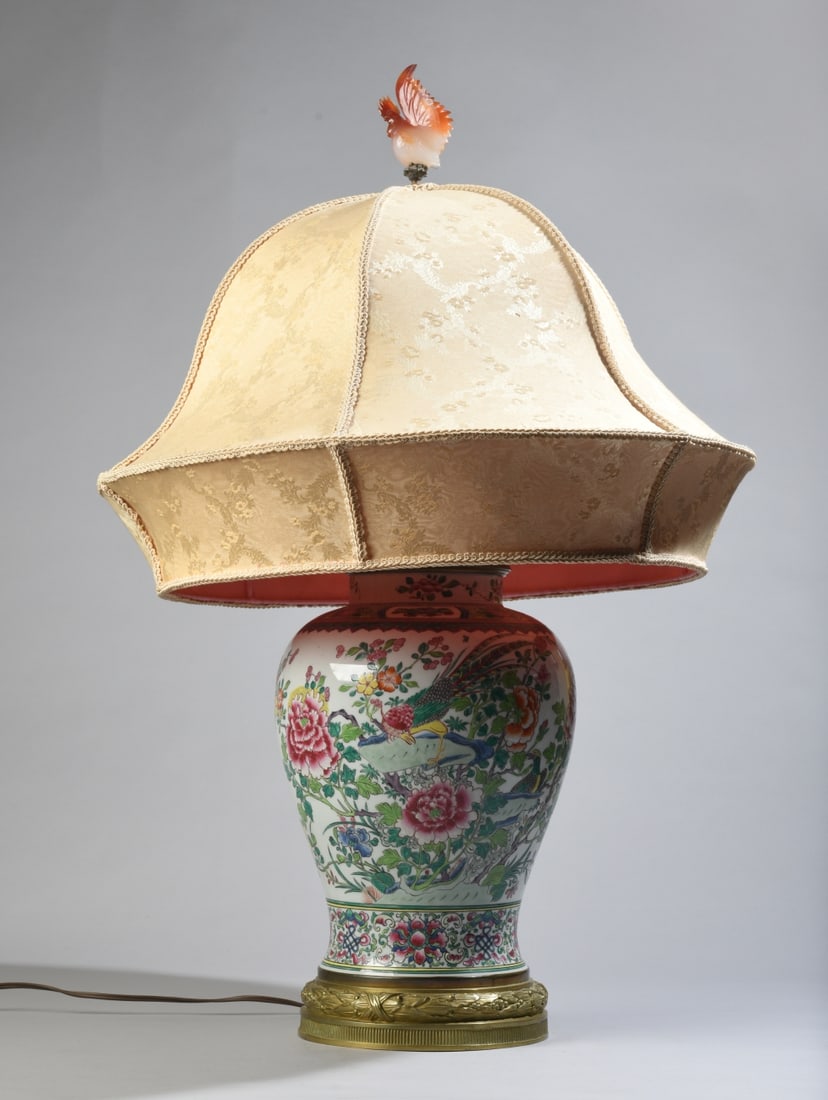 Chinese Famille Rose Porcelain Lamp (1 of 16)
