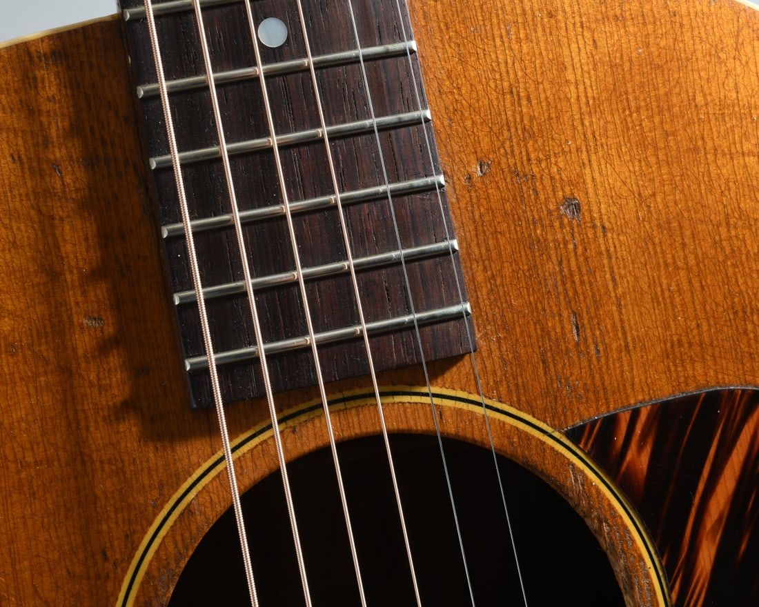 Pre-War Gibson J-35 Acoustic Guitar - 9