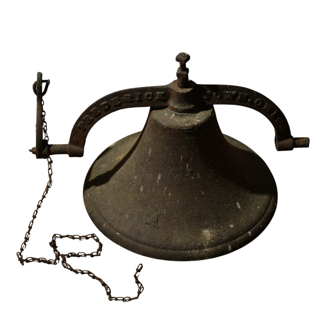 19th C. Fredericktown Ohio Farm Bell (1 of 4)