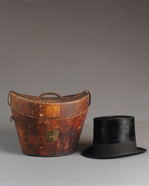 Antique G.E. More Top Hat and Leather Case (1 of 9)