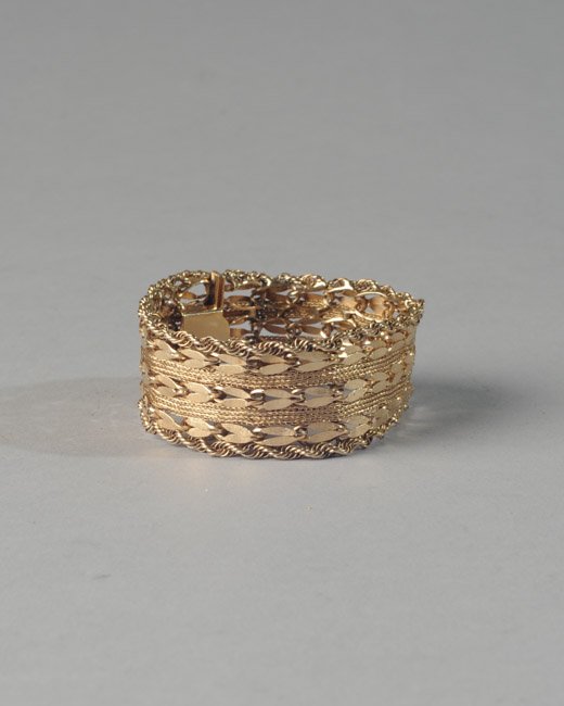 14k Gold Mesh Bracelet (1 of 4)