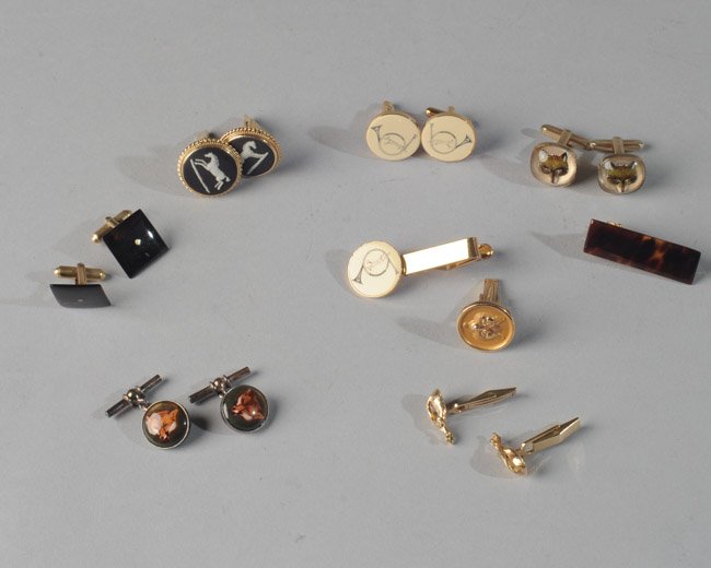 Lot of Men's Cuff Links and Tie Clips (1 of 3)