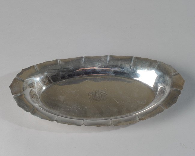 International Sterling Silver Bread Tray (1 of 4)
