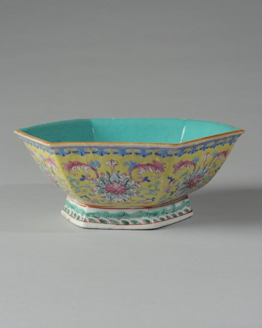 Chinese 6-Sided Bowl w/ Yellow Ground Tongzhi Mark (1 of 6)