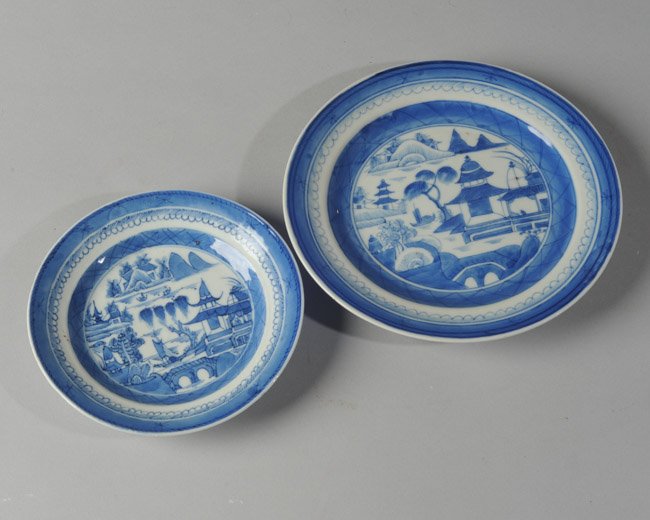 Two Antique Chinese Canton Plates (1 of 4)