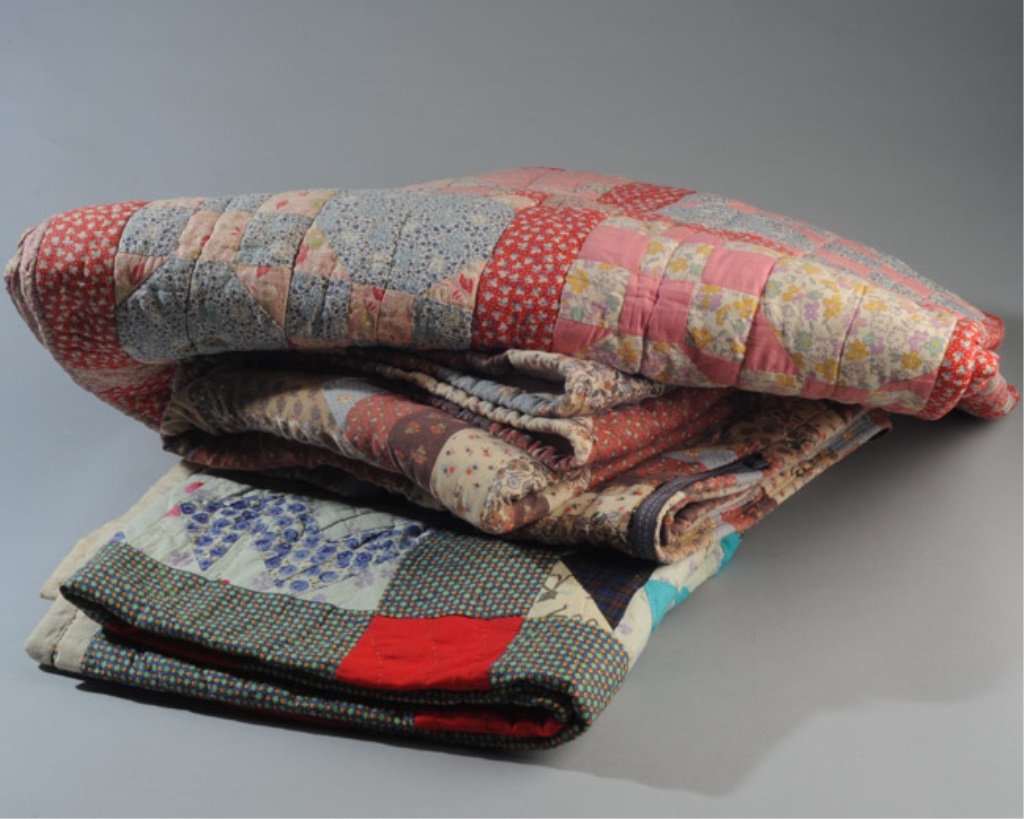 Lot of Three Quilts (1 of 3)