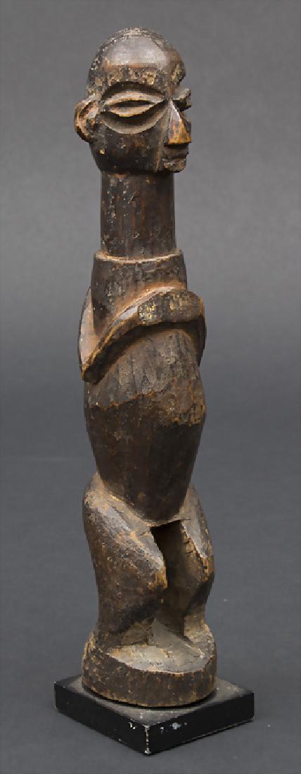 Kleine Kultfigur / A small cult figure, Yaka/Suku, (1 of 2)
