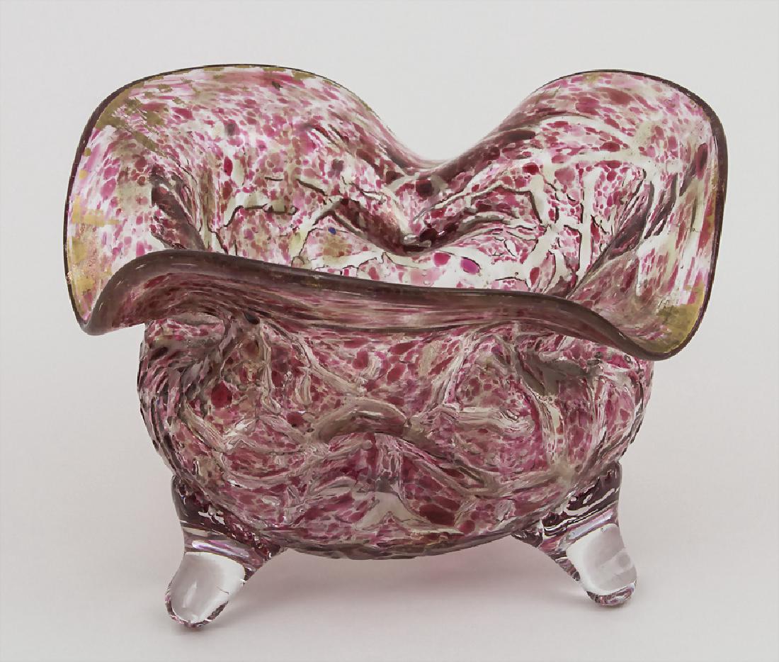 Zierschale / A decorative bowl, wohl Wwe. Loetz, (1 of 2)