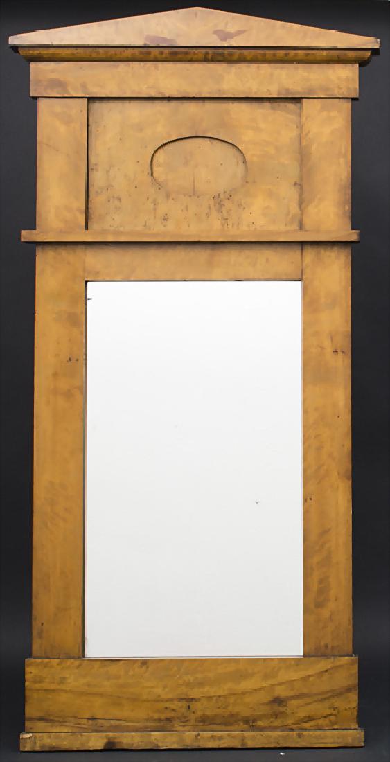 Biedermeier-Spiegel / A Biedermeier mirror, Mitte 19. (1 of 1)