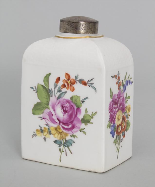 Teedose / A tea caddy, Meissen, um 1770 Material: (1 of 9)