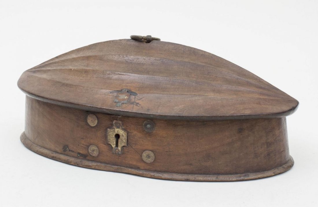 Große Deckeldose/Wooden Casket, 18. Jh. ovale Dose mit (1 of 2)