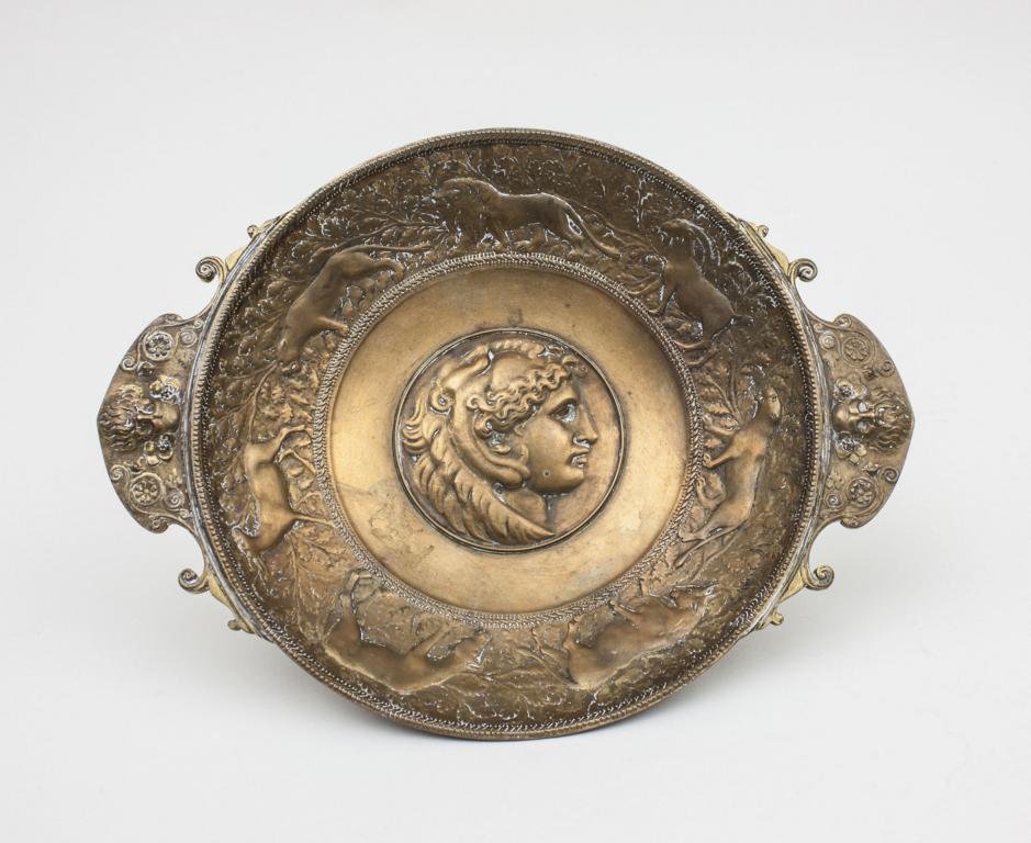 Bronze-Fußschale mit Porträt Alexander des Großen, (1 of 3)