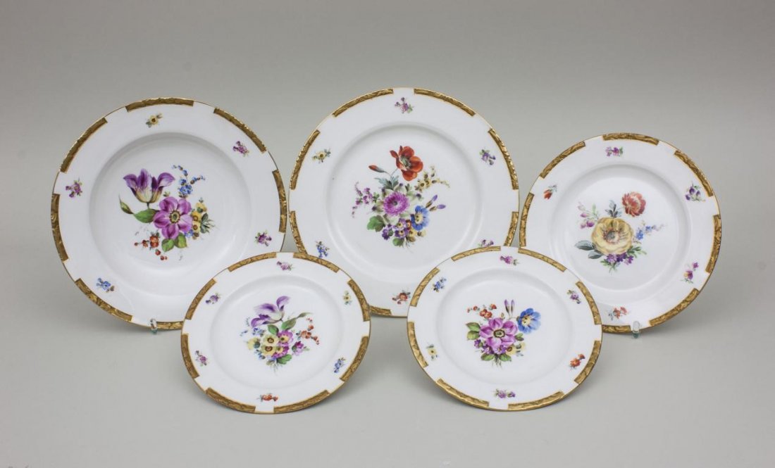 Konvolut 5 Teller mit Blumenbouquets/Set of 5 Plates, (1 of 2)
