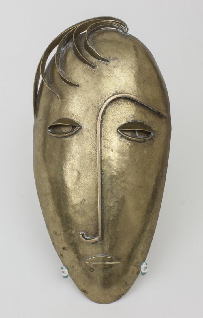 Art Déco Maske/Art Deco Mask, Margit Tevan, Budapest,: Art Déco Maske/Art Deco Mask, Margit Tevan, Budapest, ca. 1930 Material: Bronze, Handarbeit, Vgl. ART DECO es MODERNIZMUS, Ausstellungskatalog 2012, Iparmüveszeti Muzeum S. 236, Entwurf: Tevan signi