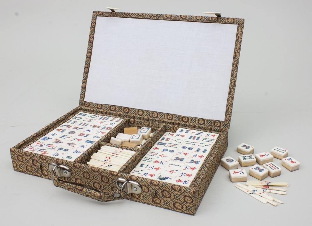 Mahjong-Spiel / Mah-jong Set, China, 1930-50er Jahre (1 of 1)