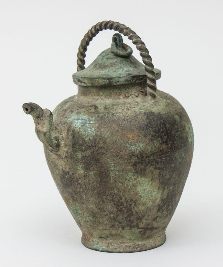 Bronze Teekanne / Bronze Tea Pot, China Material: (1 of 2)