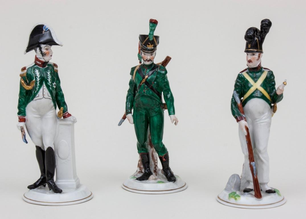 3 Soldatenfiguren / 3 Porcelain Soldiers, Ernst Bohne, (1 of 3)