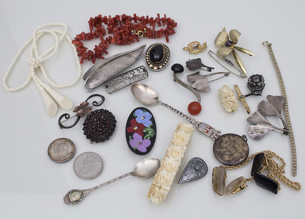 Lot Schmuck, Silber u. a. / Bijouterie, silver and more (1 of 1)