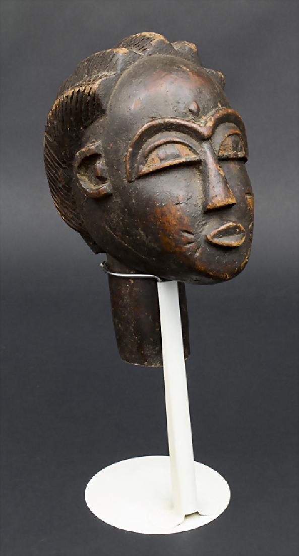 Ahnenfigurenkopf / An Ancestors Head Figurine, Baule, (1 of 3)