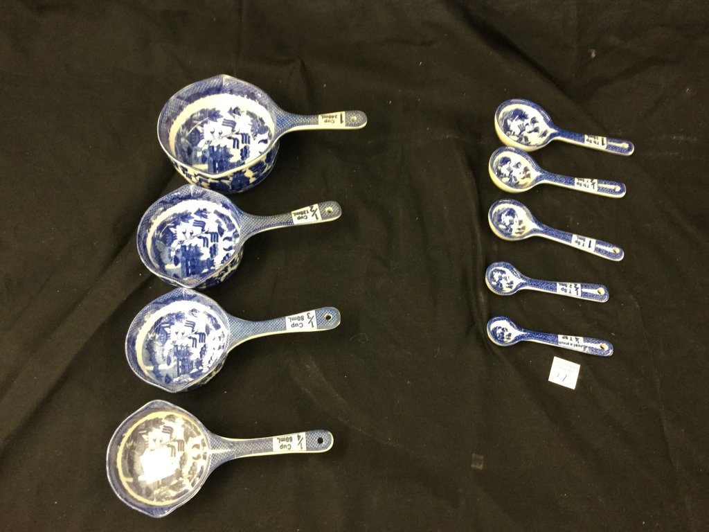 Blue & white measuring cups and spoons (1 of 1)
