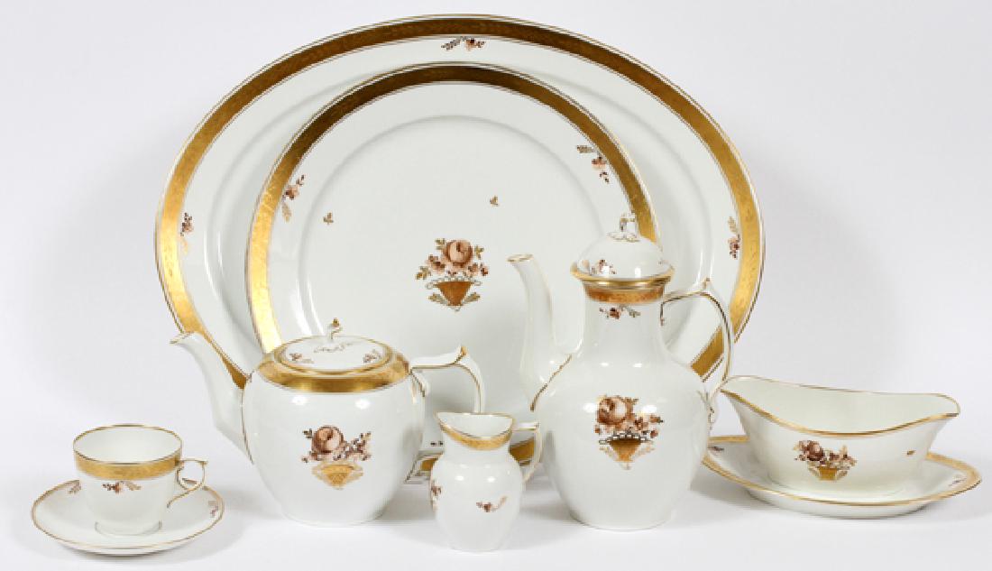 ROYAL COPENHAGEN PARTIAL DINNER SERVICE BROWN ROSE (1 of 2)