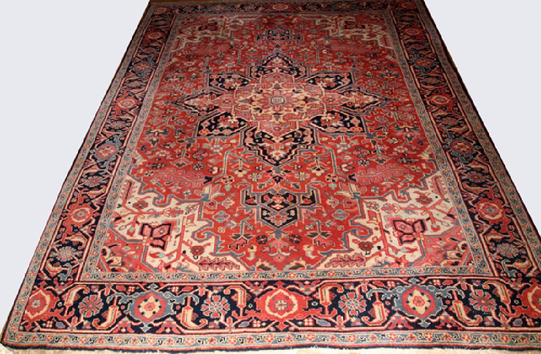 HERIZ-DESIGN WOOL CARPET (1 of 2)