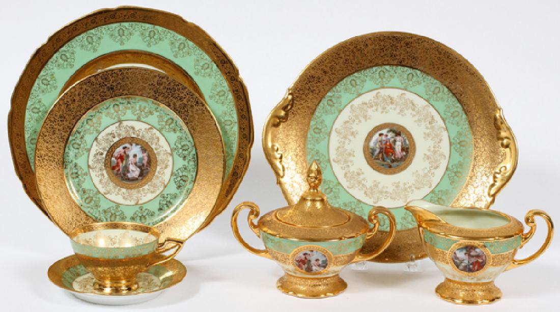 LE MIEUX PORCELAIN DINNER SERVICE (1 of 3)