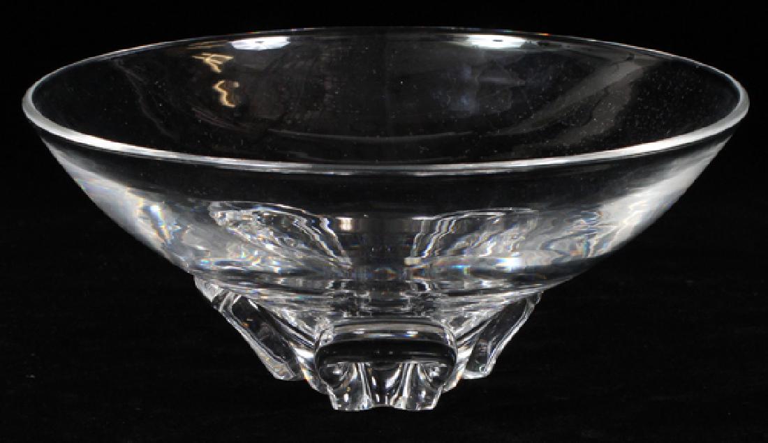 STEUBEN TRILLIUM BASE CLEAR BOWL (1 of 2)