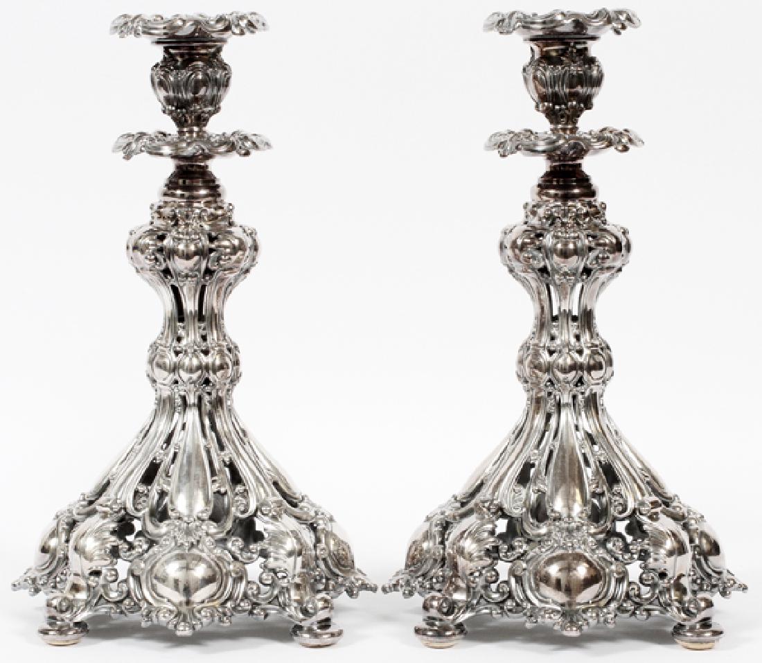 REED & BARTON RENAISSANCE SILVER PLATE CANDLESTICKS (1 of 3)