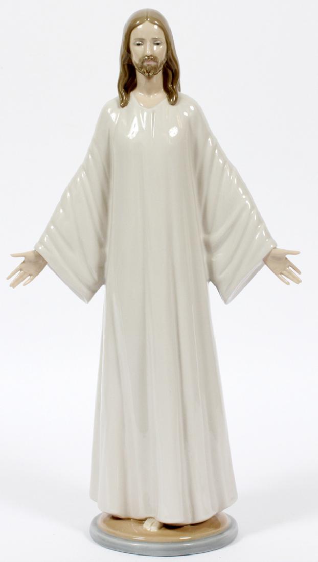 LLADRO PORCELAIN FIGURE (1 of 3)