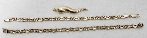 ITALIAN 14K GOLD ROPE & CHAIN LINK BRACELETS: ITALIAN 14K YELLOW GOLD FLORAL ROPE & CHAIN LINK BRACELETS, HORN PENDANT, L 7":Pendant is L2".