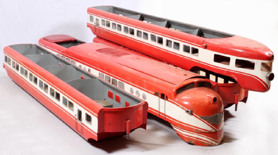 MINIATURE TRAIN CO. 'GRAND SCALE' RIDEABLE TRAIN