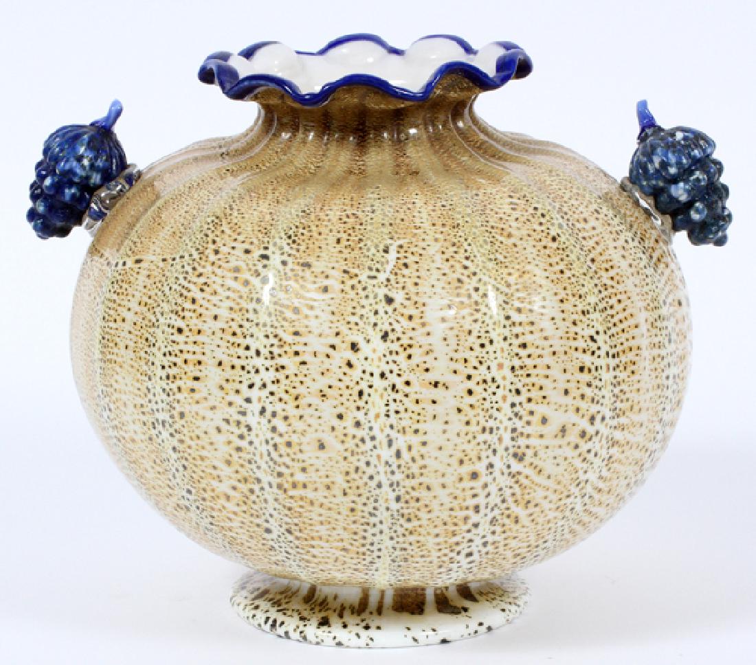 MURANO BLOWN GLASS VASE 1920 (1 of 2)
