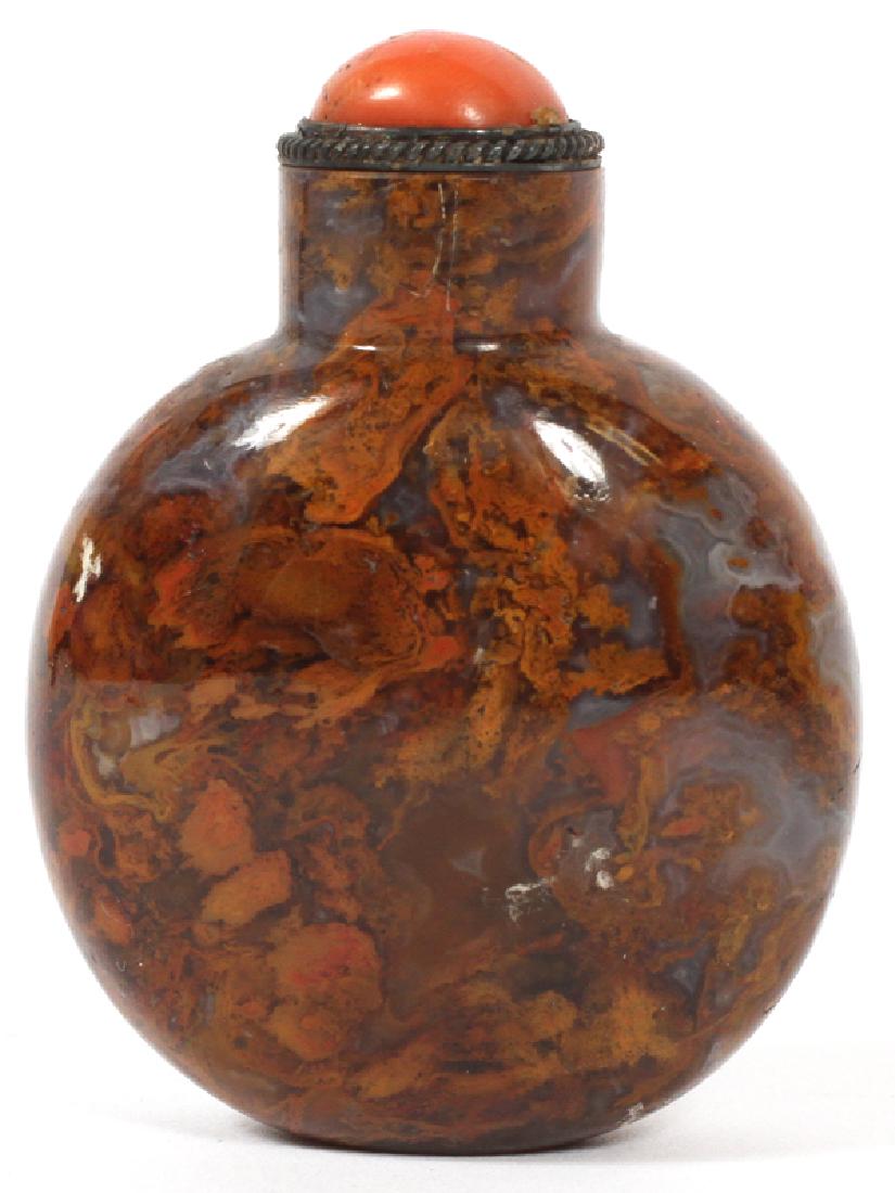 CHINESE AGATE SNUFF BOTTLE CORAL STOPPER (1 of 2)
