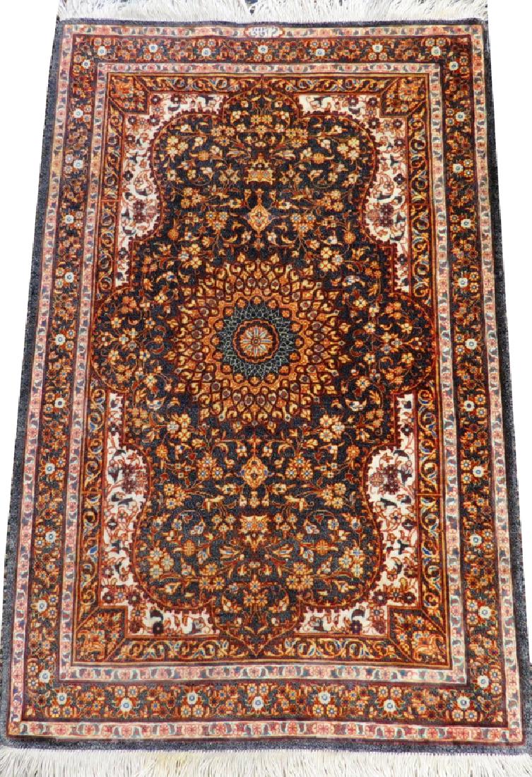 VERY FINE PERSIAN PURE SILK RUG (1 of 6)