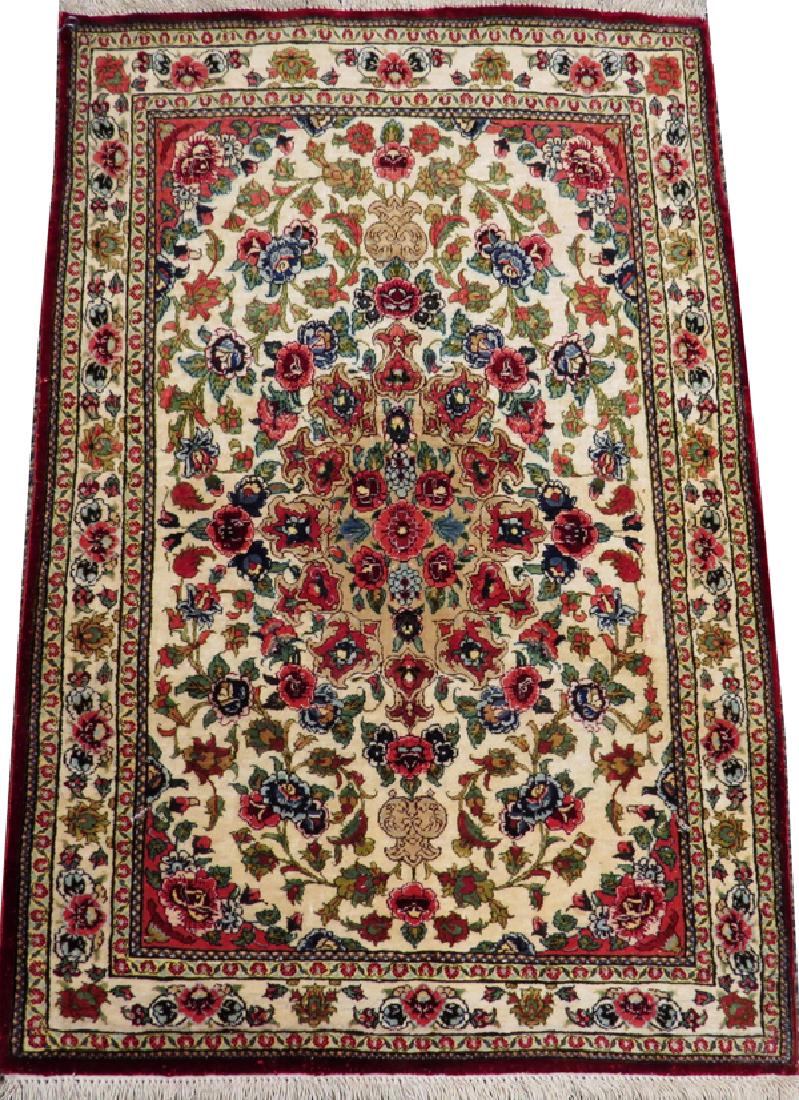 VERY FINE PERSIAN PURE SILK RUG (1 of 4)