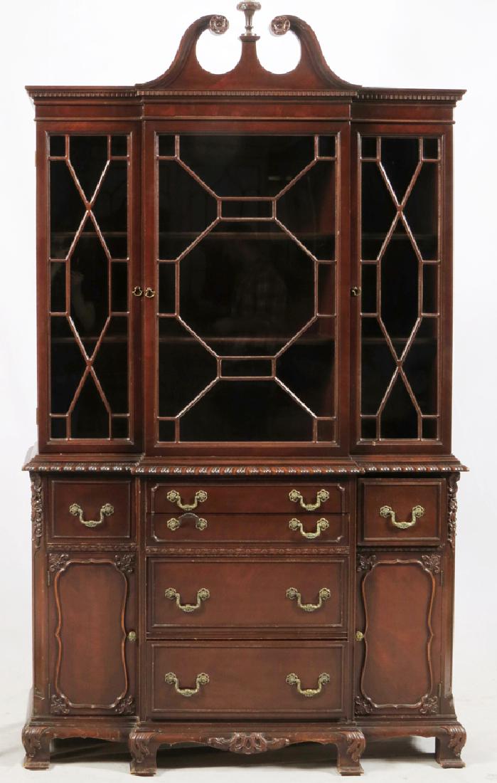 MAHOGANY CHINA CIRCA 1940 Sep 16, 2017 DuMouchelles in MI