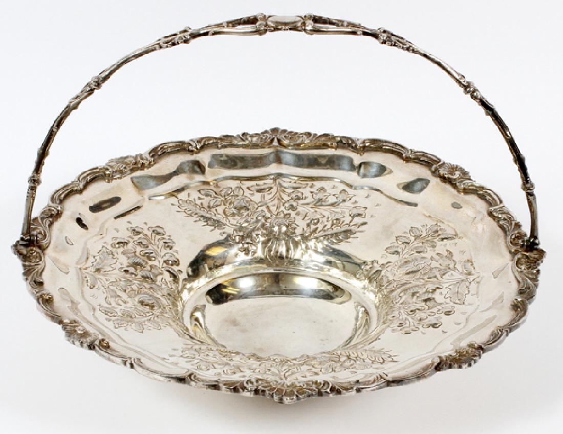 VICTORIAN STYLE STERLING SILVER CENTERPIECE BASKET (1 of 2)