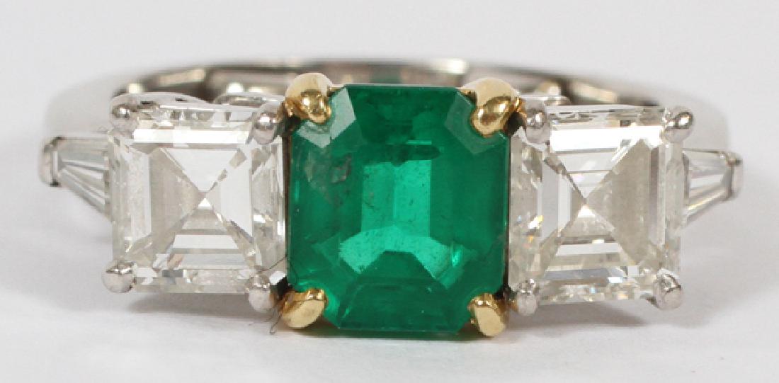 1CT EMERALD & DIAMOND RING (1 of 2)