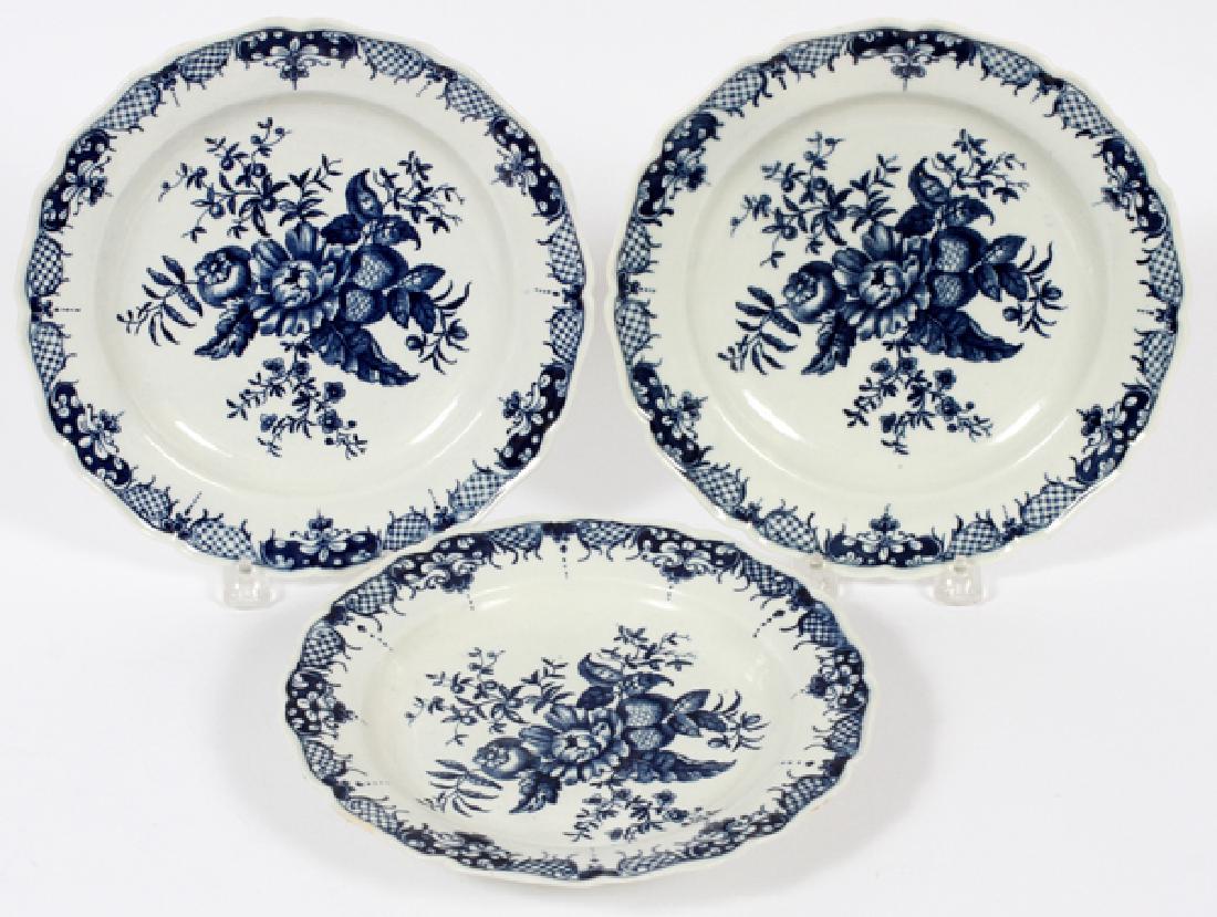 DR WALL WORCESTER PLATES 18TH.C. SET OF THREE (1 of 2)