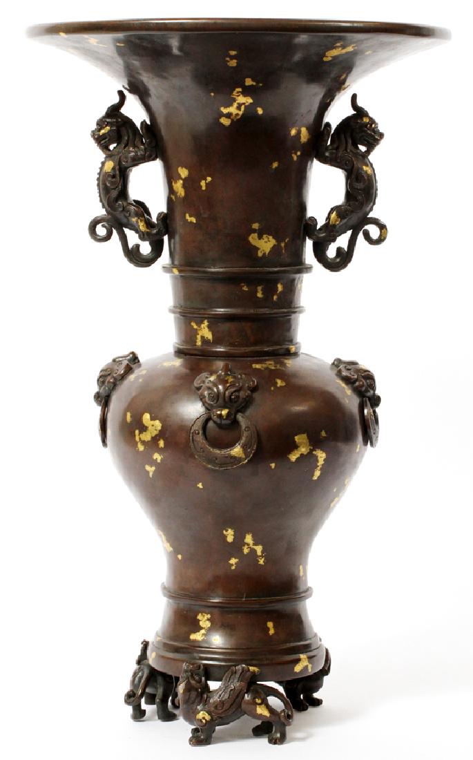 CHINESE GOLD INLAYS BRONZE VASE: CHINESE GOLD INLAYS BRONZE VASE H 20" DIA 12":foo lion handles and animal feet