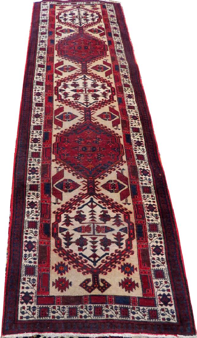 HEREZ PERSIAN RUNNER C. 1940 (1 of 4)