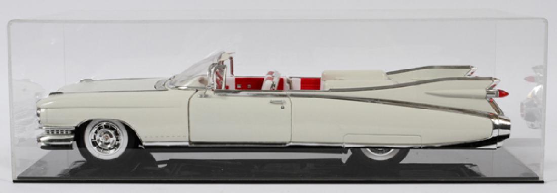 maisto cadillac